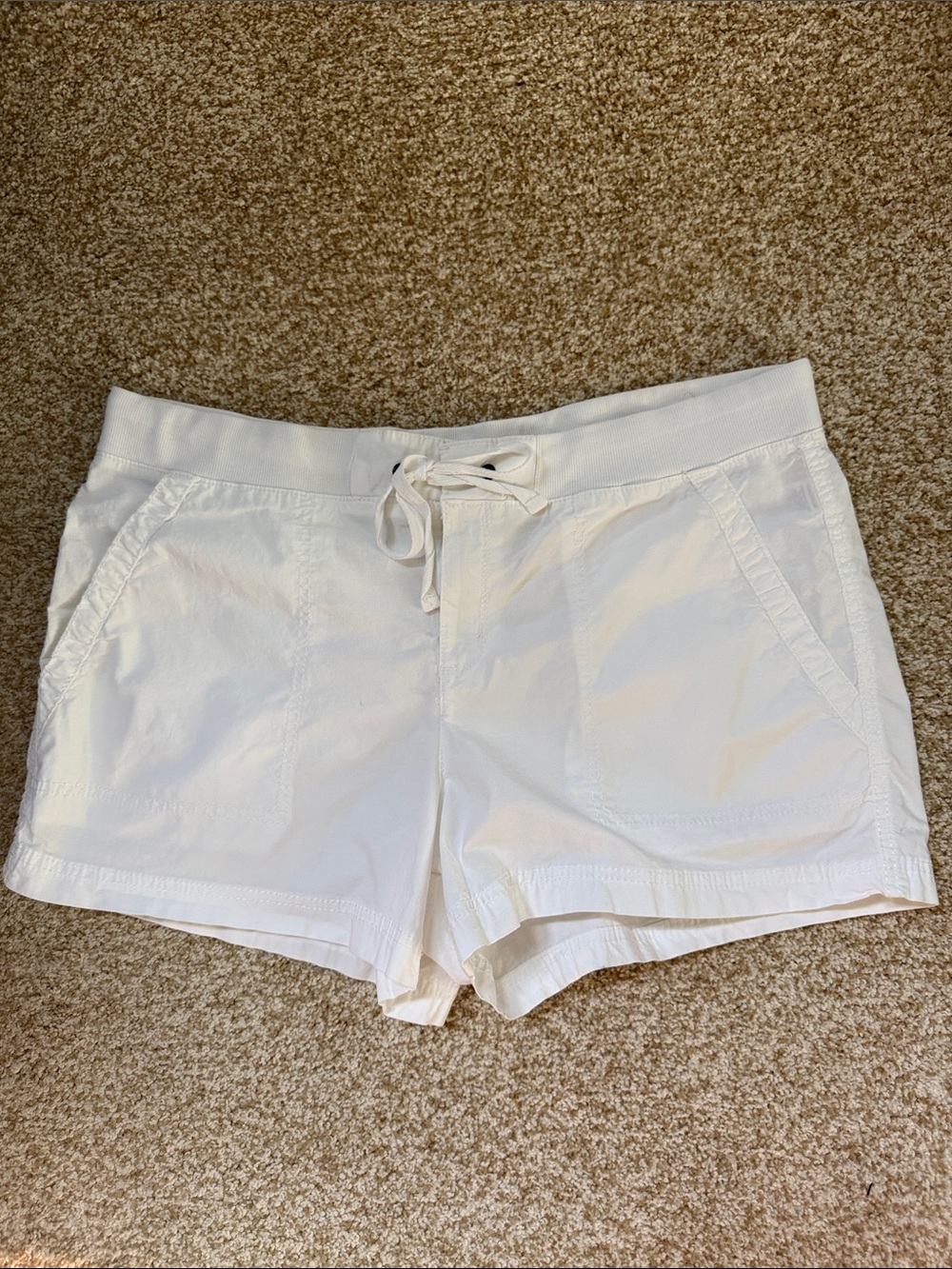 a.n.a White Drawstring Athletic Shorts Size 14